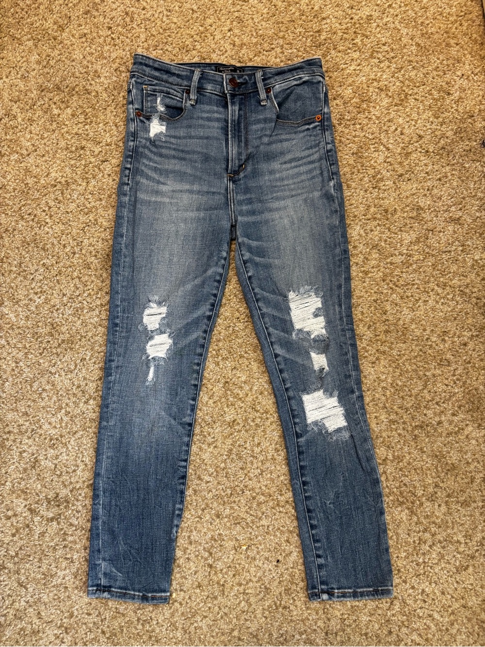 Abercrombie & Fitch Distressed Skinny Jeans - Blue Wash